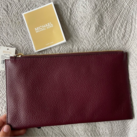 Michael Kors Wristlet - Picture 2 of 6